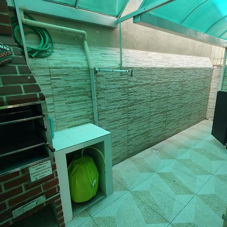 Alugo Apartamento Na Praia Cocanha Карагуататуба Екстер'єр фото