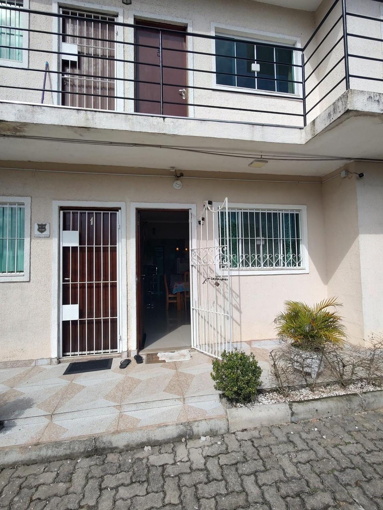 Alugo Apartamento Na Praia Cocanha Карагуататуба Екстер'єр фото